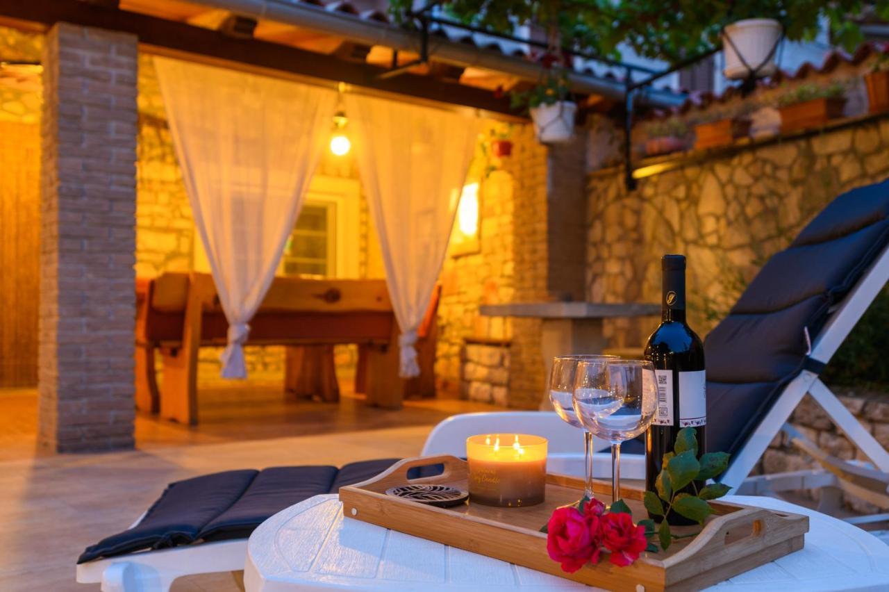Rustic Istrian House Varesco Krnica Buitenkant foto
