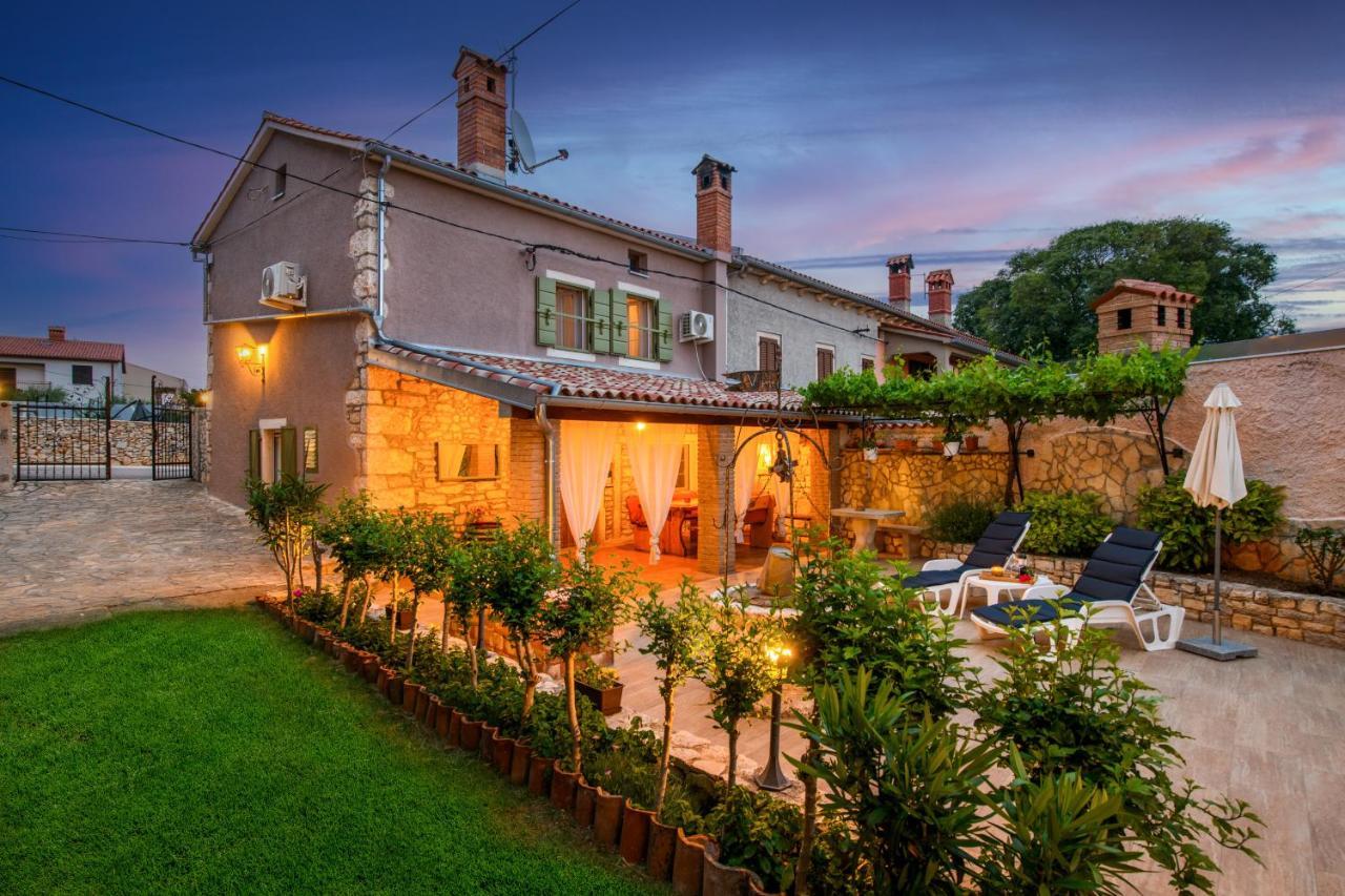 Rustic Istrian House Varesco Krnica Buitenkant foto