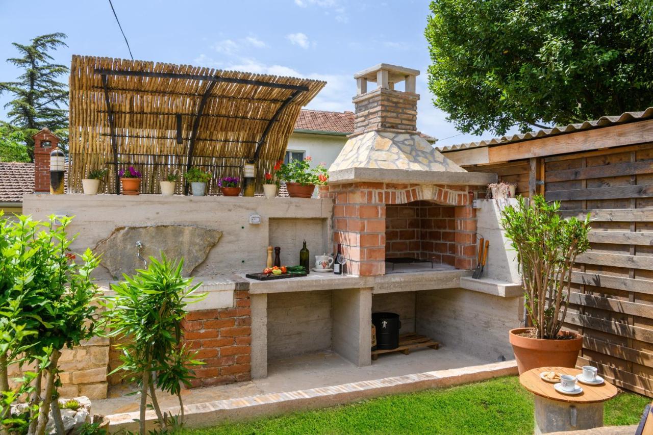 Rustic Istrian House Varesco Krnica Buitenkant foto
