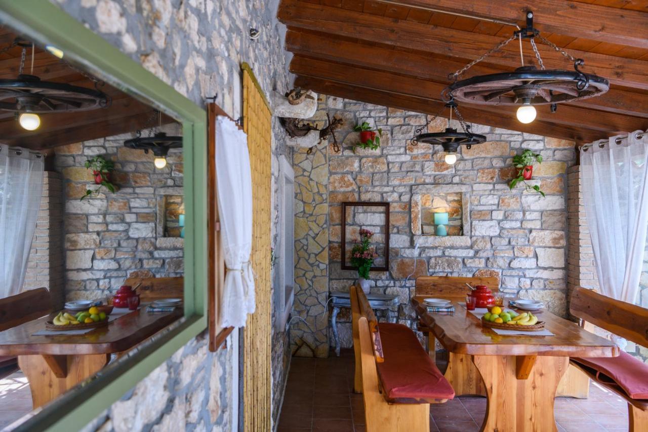 Rustic Istrian House Varesco Krnica Buitenkant foto