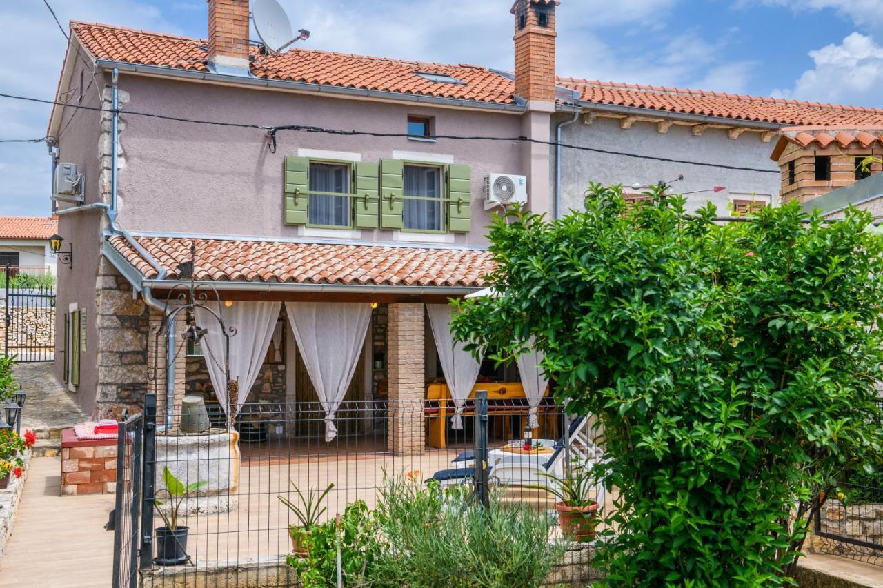 Rustic Istrian House Varesco Krnica Buitenkant foto