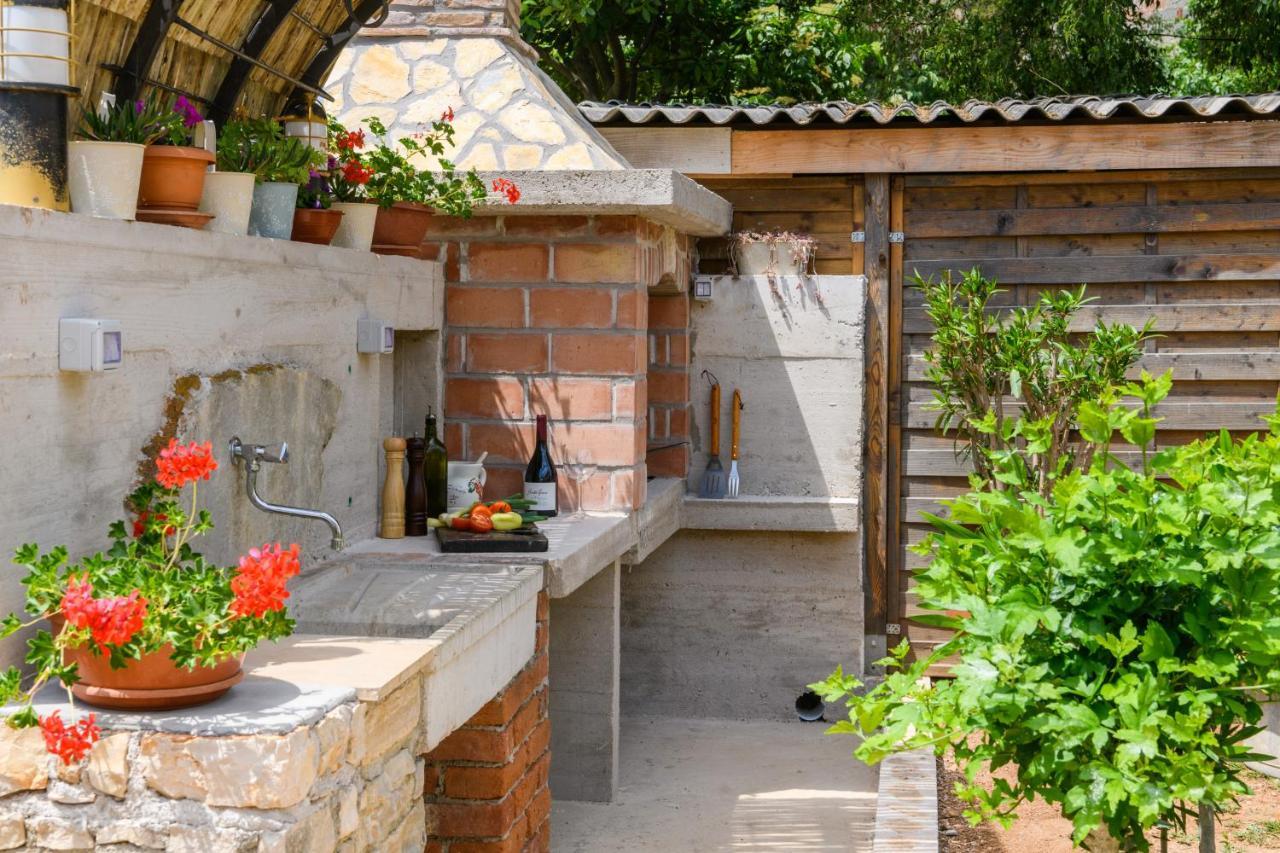 Rustic Istrian House Varesco Krnica Buitenkant foto