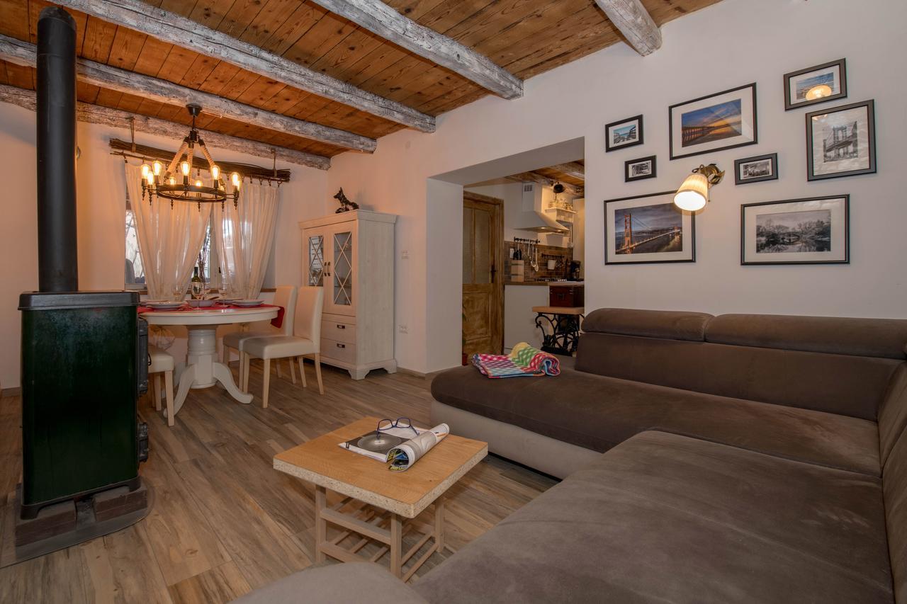 Rustic Istrian House Varesco Krnica Buitenkant foto